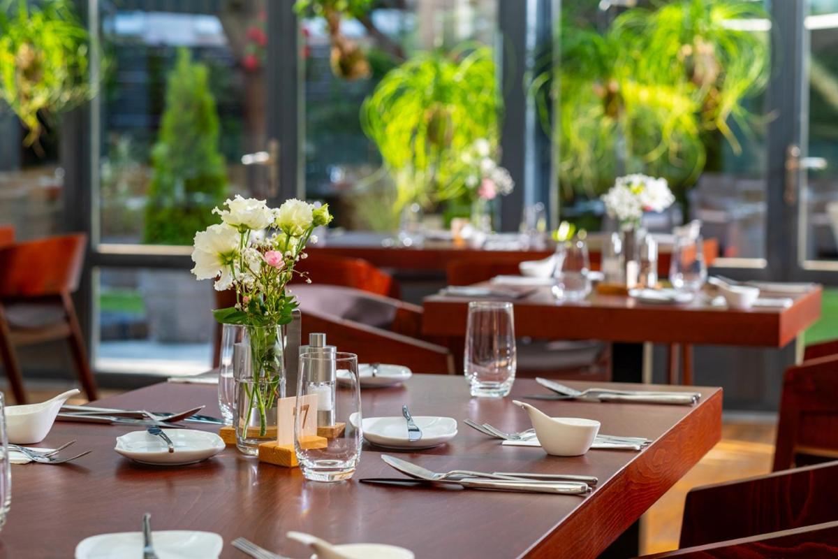 Hotel Golden Eagle Levice Εξωτερικό φωτογραφία
