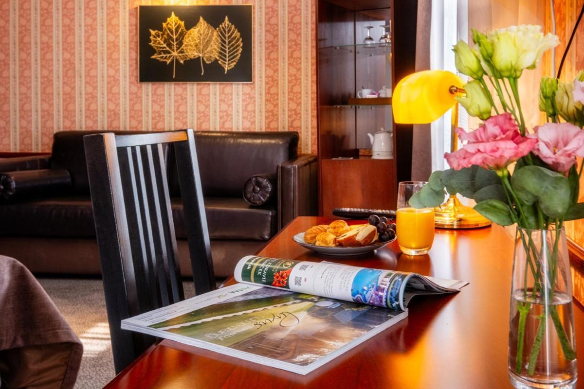 Hotel Golden Eagle Levice Εξωτερικό φωτογραφία